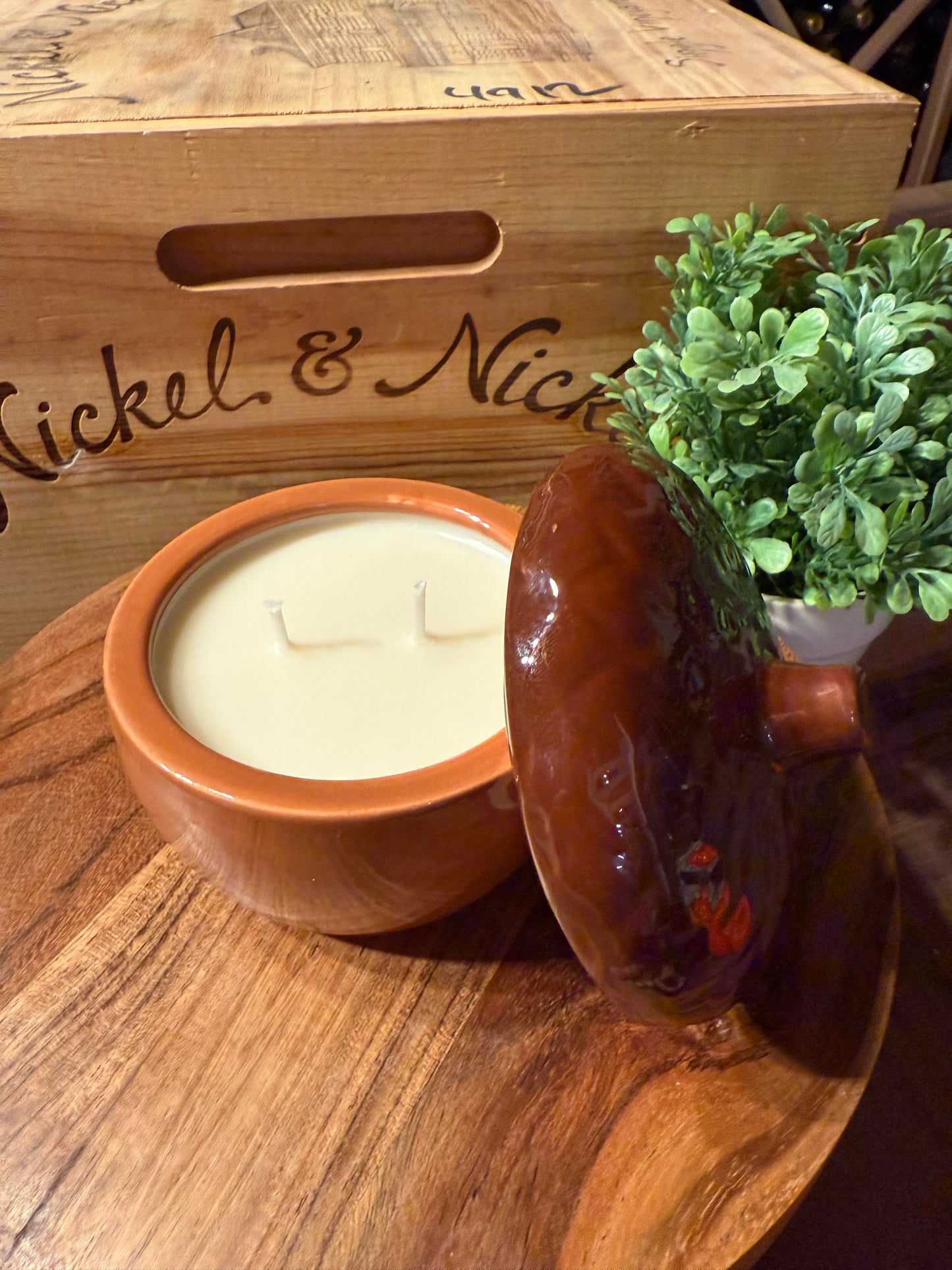 8 oz. Brown Acorn Candle with Lid